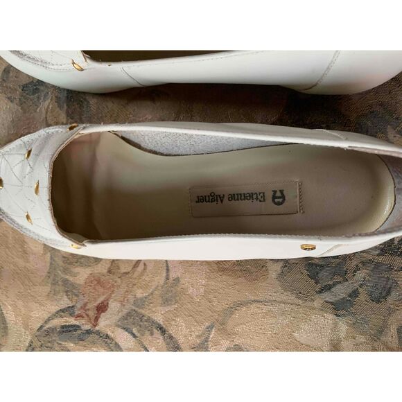 Etienne Aigner White Leather Loafers Gold Diamond Pattern Size 9 Narrow - Picture 4 of 5